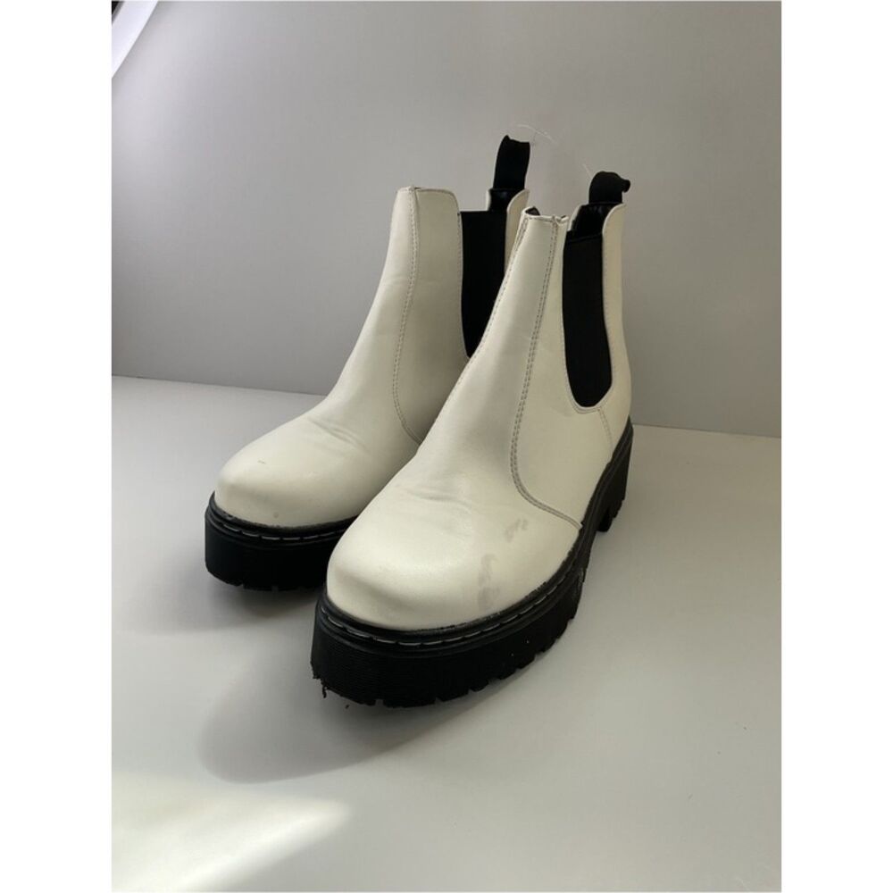 Refresh Rocky-01 Chunky Platform Chelsea Boots Womens 7.5 White Black Lug Sole